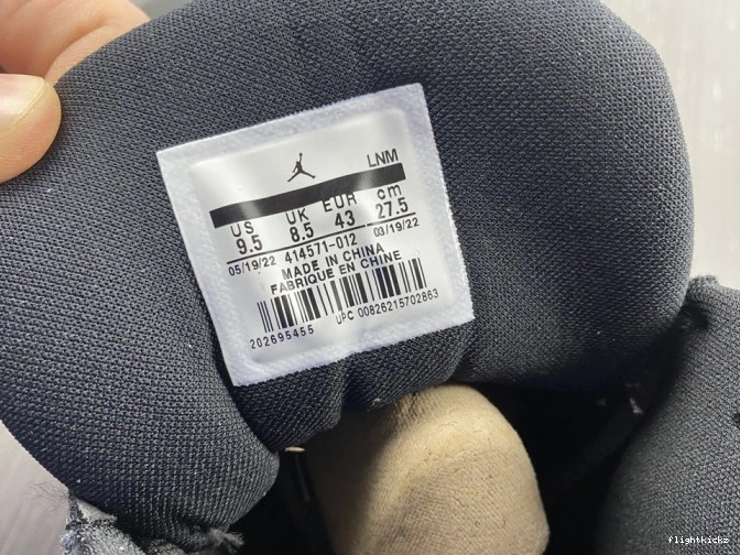 Air 13 and Gown Cap 414571-012 Jordan Retro 0924